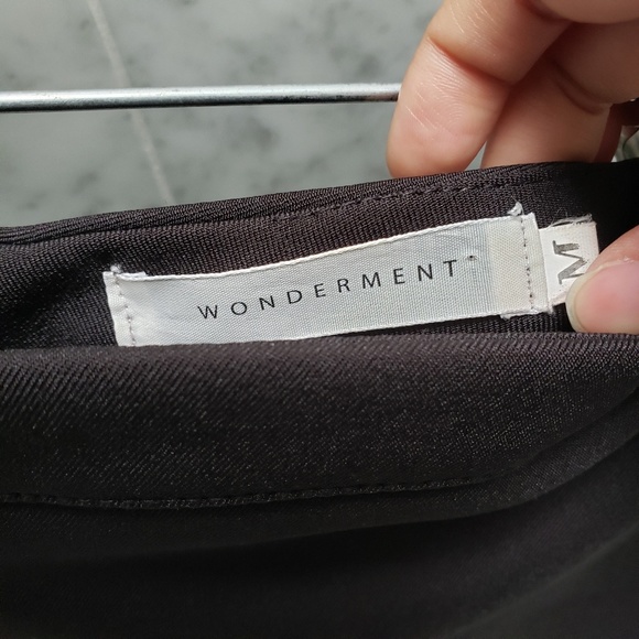 Black Mini Skirt with circle cutouts Size M - Picture 4 of 4